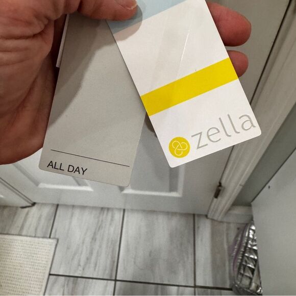 Zella “All Day” Tan Oxford Hoodie Sweatshirt – Size Small – NWT - Picture 7 of 9